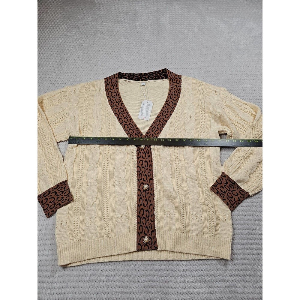 Made With Love Sweater Womens XL Cream & Animal Print Pearl Buttons - Picture 3 of 6